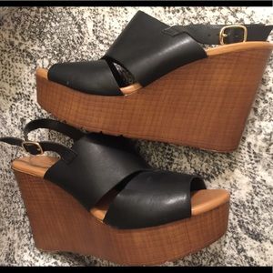 callisto of california wedge sandals